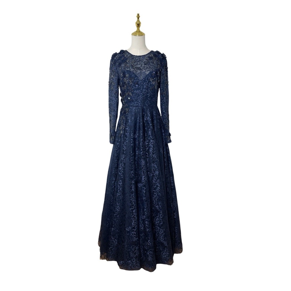 Mac Duggal A11121 Navy Floral Appliqué Ball Gown Size 8 $998 - Picture 3 of 7